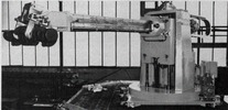 Robot with 300 kg Hubkraft (Courtesy: Hasenclever)