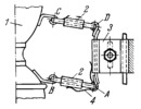 FOUR-BAR MECHANISM OF A BICYCLE HEADLIGHT BRACKET