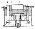 WEDGE-LEVER MECHANISM OF A HYDRAULIC CLAMPING DEVICE