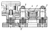 RACK-AND-PINION MECHANISM OF A HYDRAULIC CLAMPING DEVICE