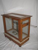 Laboratory weighing scale
