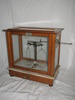 Laboratory weighing scale