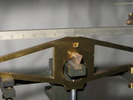 Laboratory weighing scale