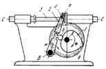 THREE-LINK CAM MECHANISM FOR WINDING THREAD ON A SPOOL OF A SEWING MACHINE